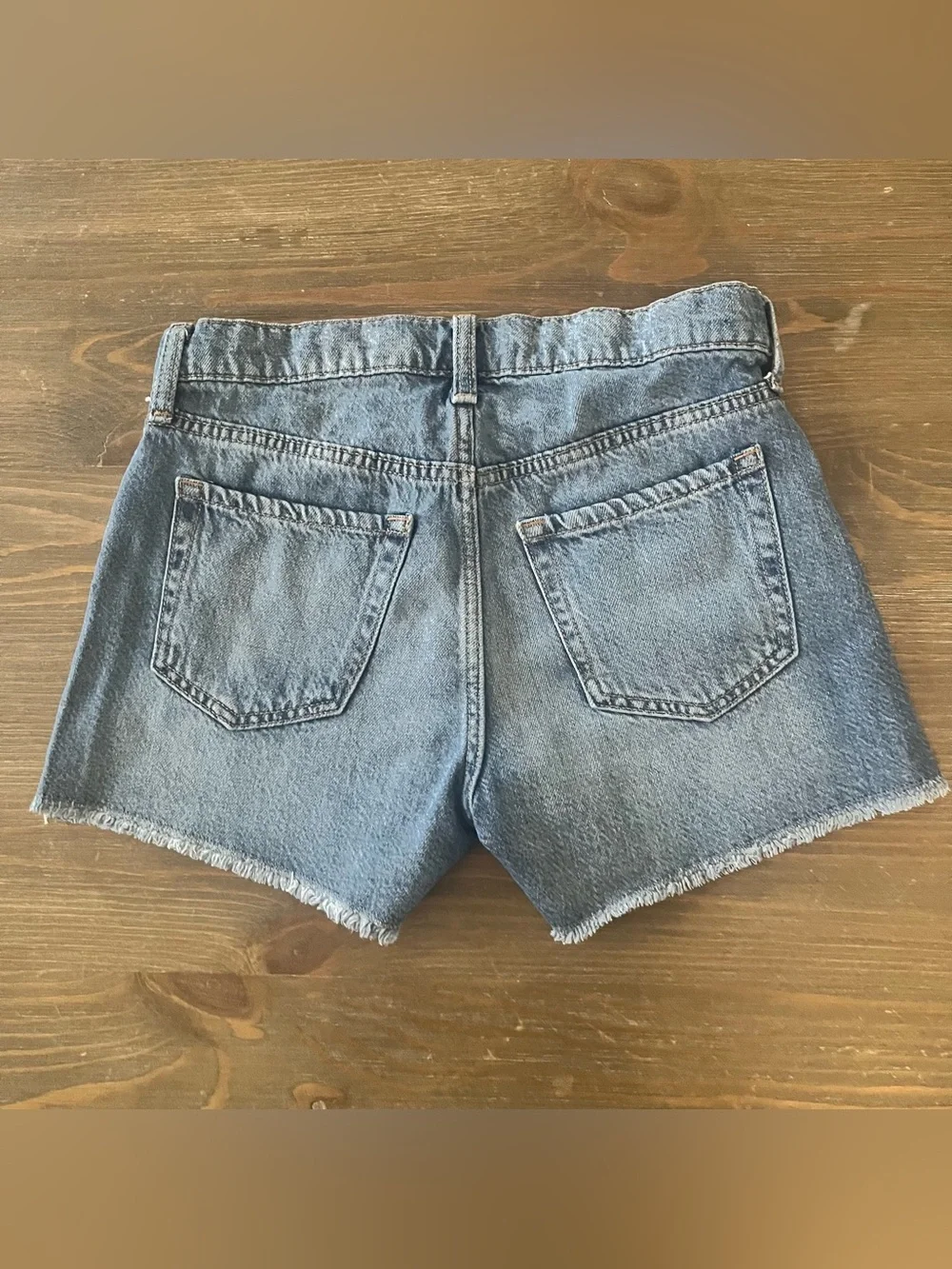 GAP Kids Girls Size 10 Distressed Denim Shorts Low Stride